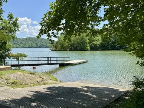 40 Mahan Lane Elmwood TN 38560