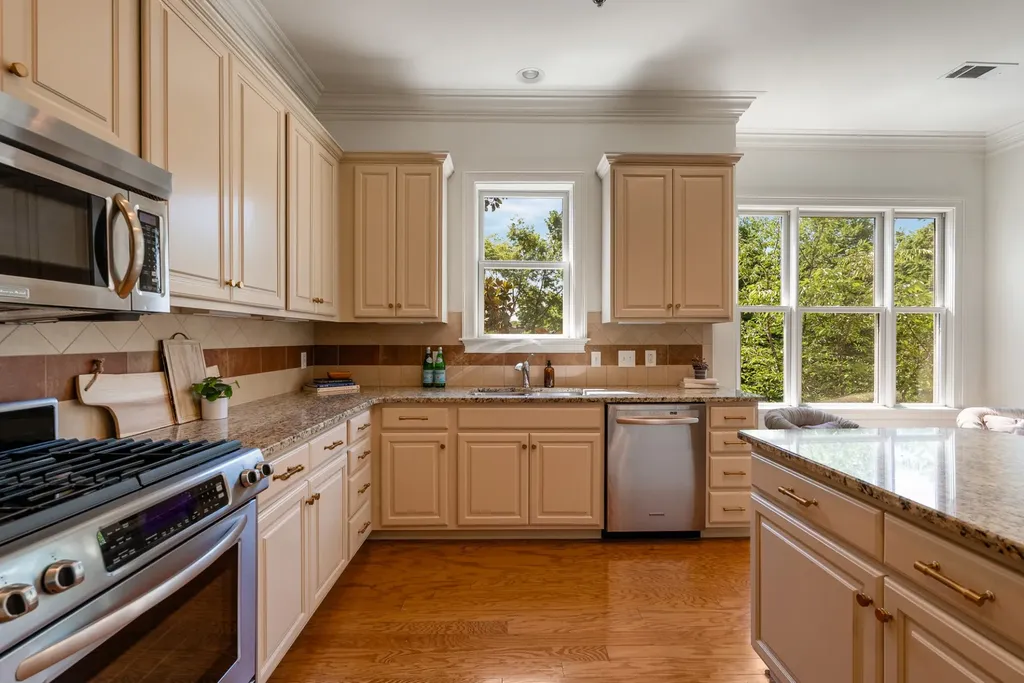 4120 Ridgefield Drive Nashville TN 37205