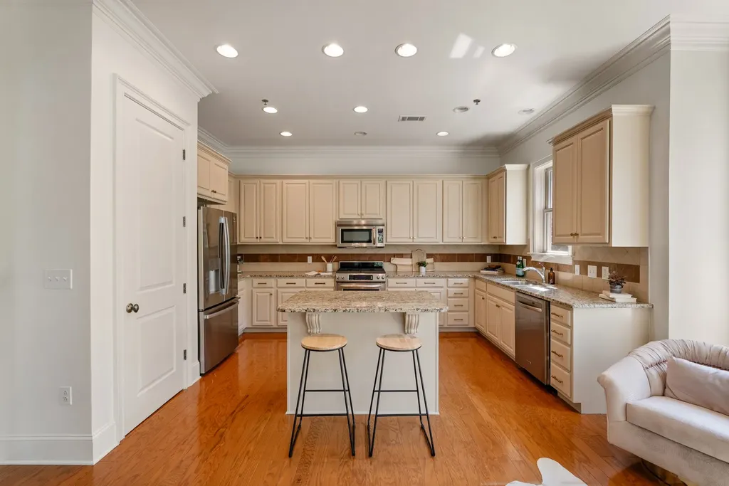 4120 Ridgefield Drive Nashville TN 37205