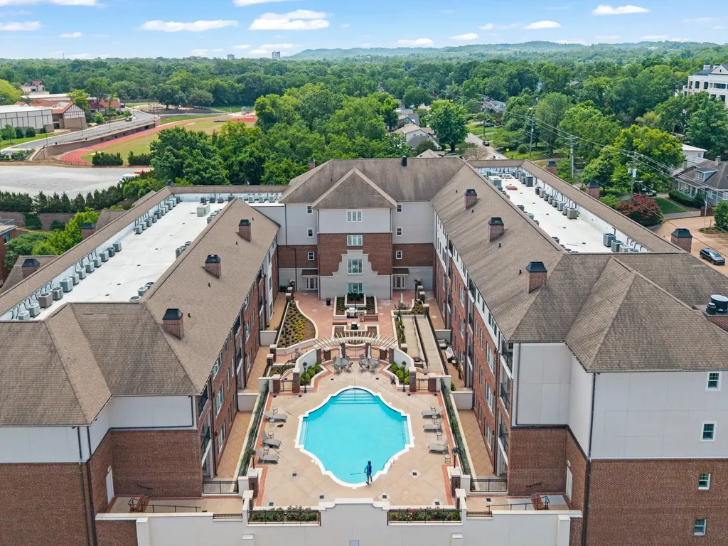 4120 Ridgefield Drive Nashville TN 37205