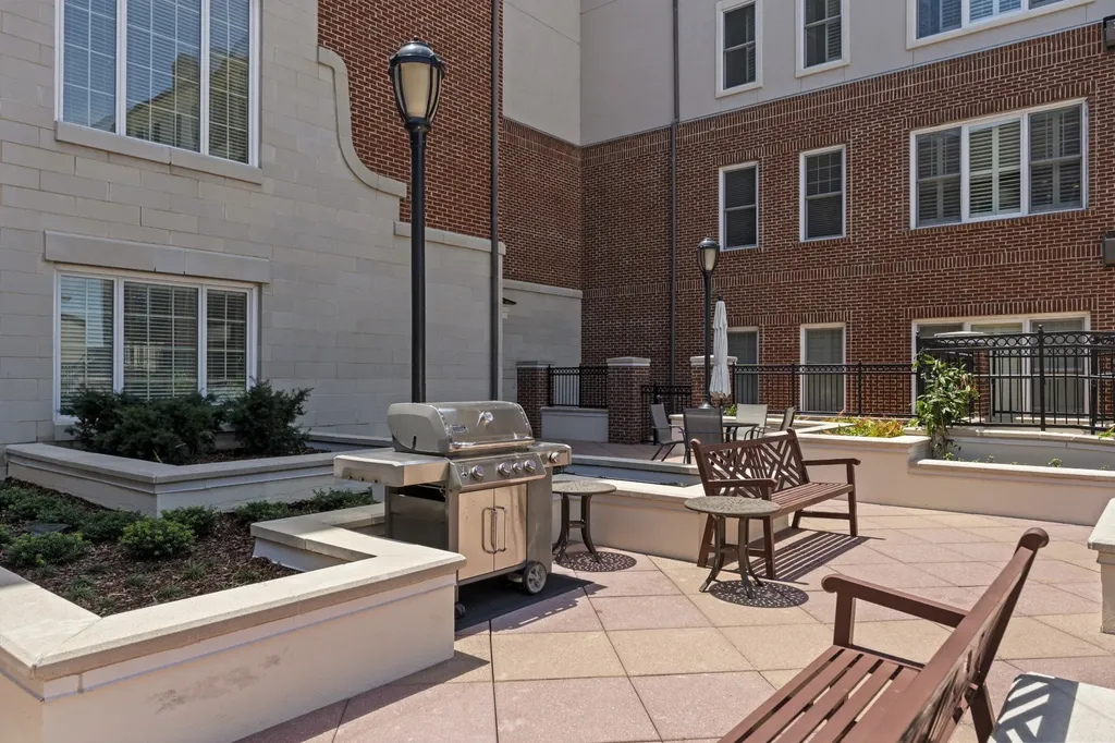 4120 Ridgefield Drive Nashville TN 37205