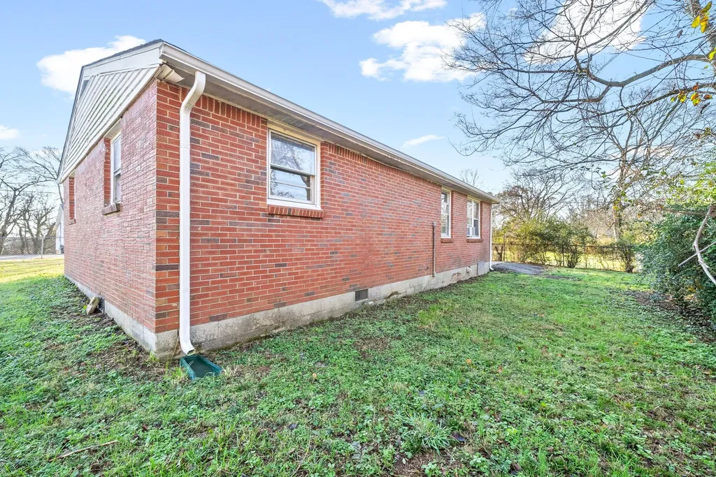 304 Walker Street Clarksville TN 37042
