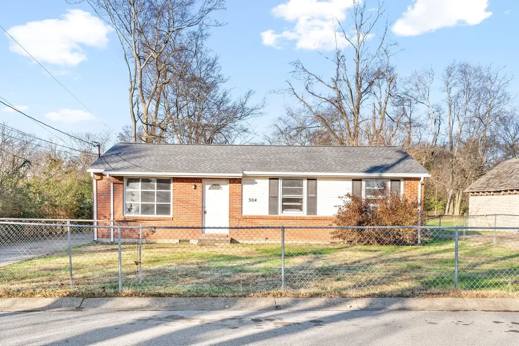 304 Walker Street Clarksville TN 37042