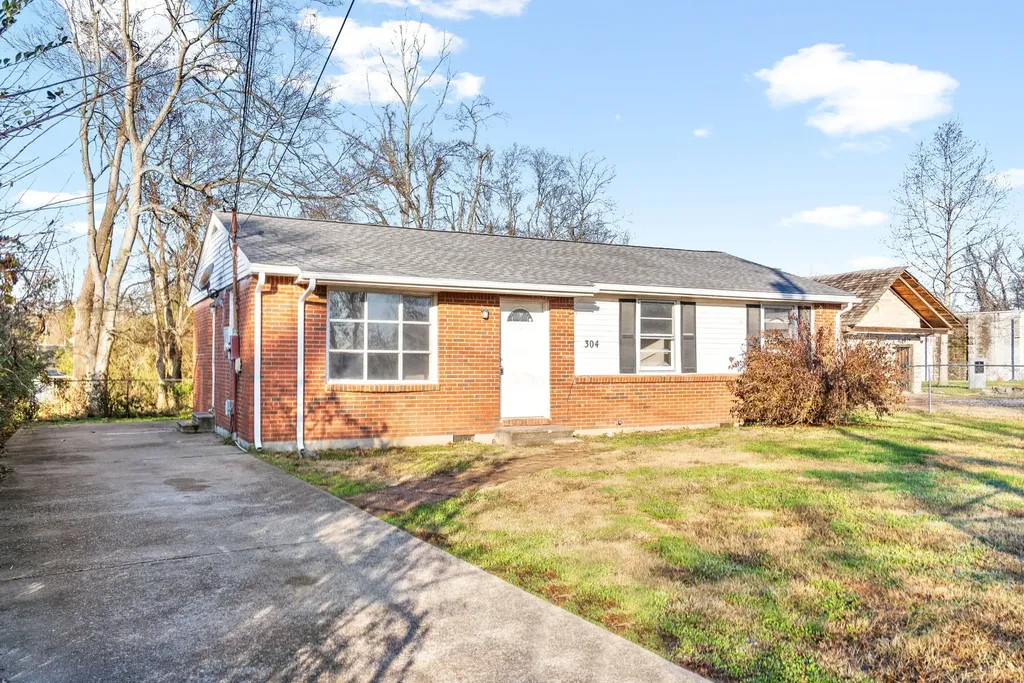 304 Walker Street Clarksville TN 37042