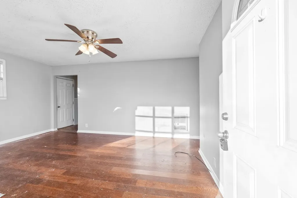 304 Walker Street Clarksville TN 37042