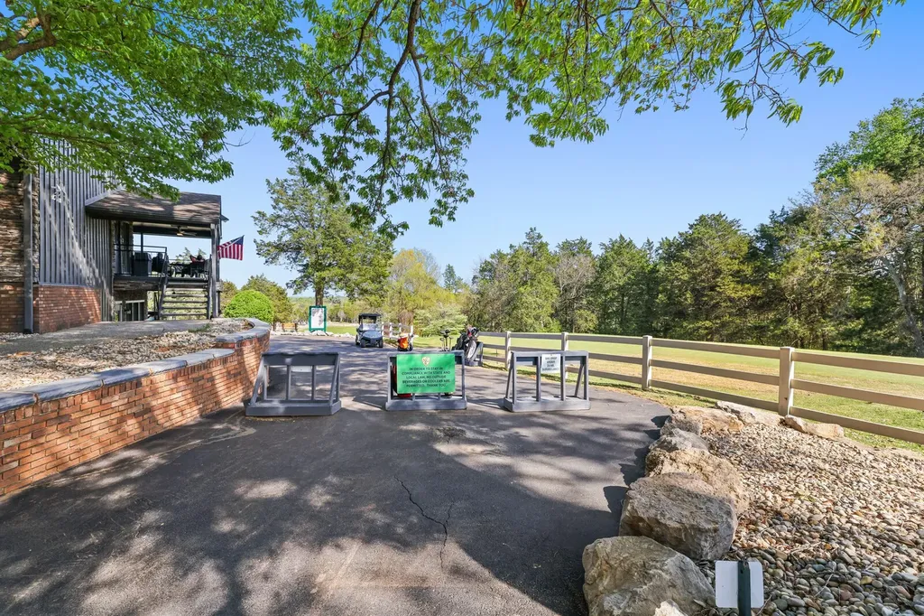 131 Nashboro Greens Nashville TN 37217
