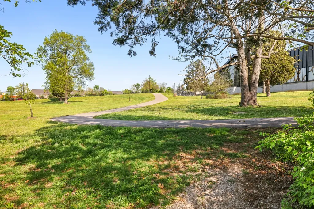 131 Nashboro Greens Nashville TN 37217