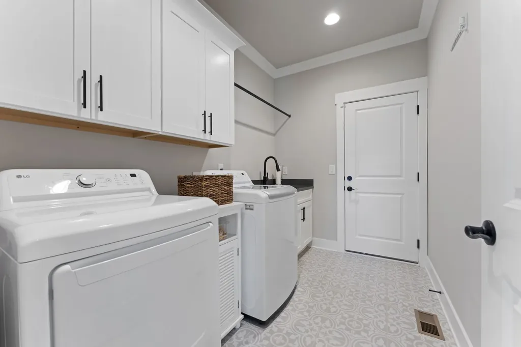 1016 Gadwall Lane Spring Hill TN 37174