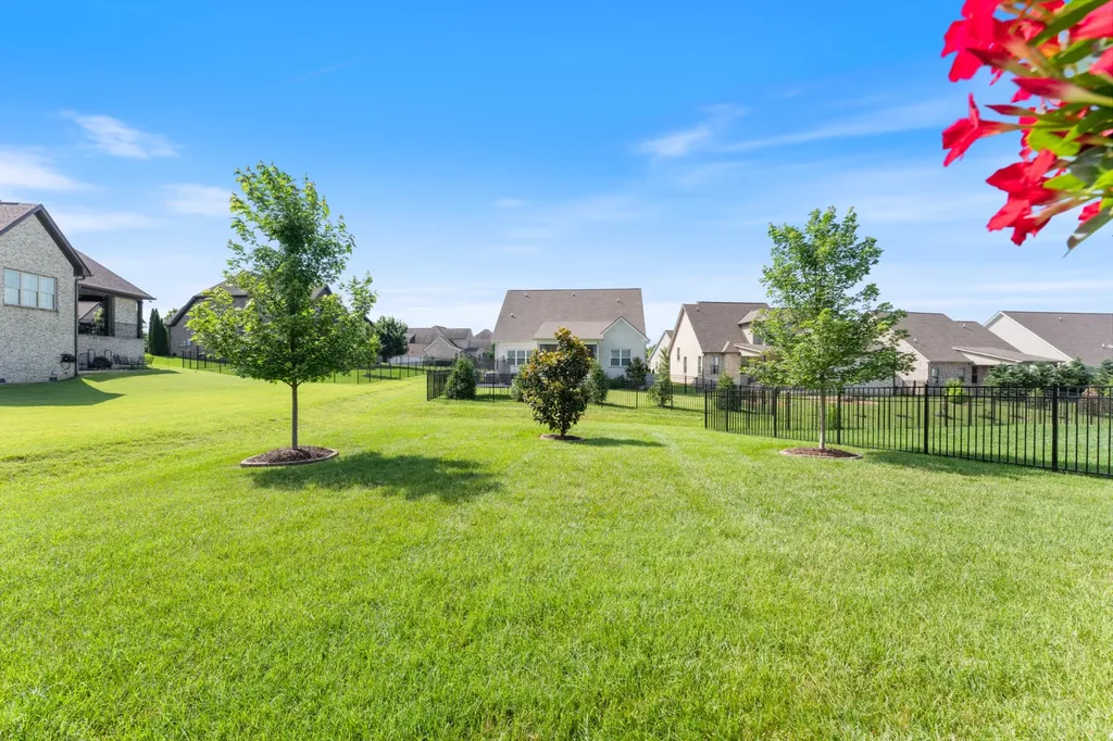 1016 Gadwall Lane Spring Hill TN 37174