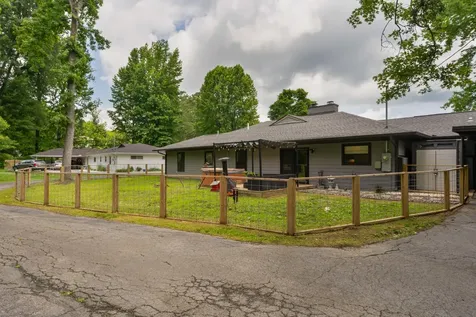 4020 Wade Drive Chattanooga TN 37412