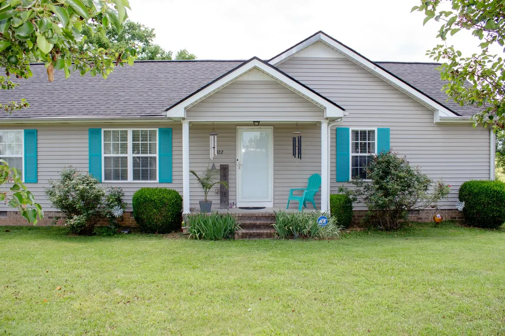 322 Joyce Circle Lafayette TN 37083