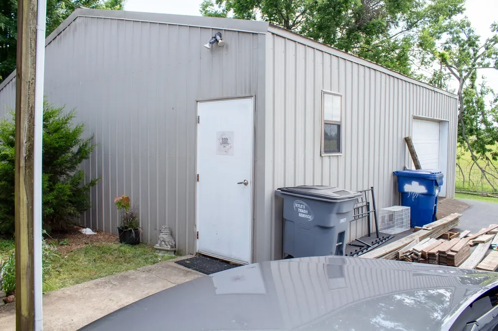 322 Joyce Circle Lafayette TN 37083