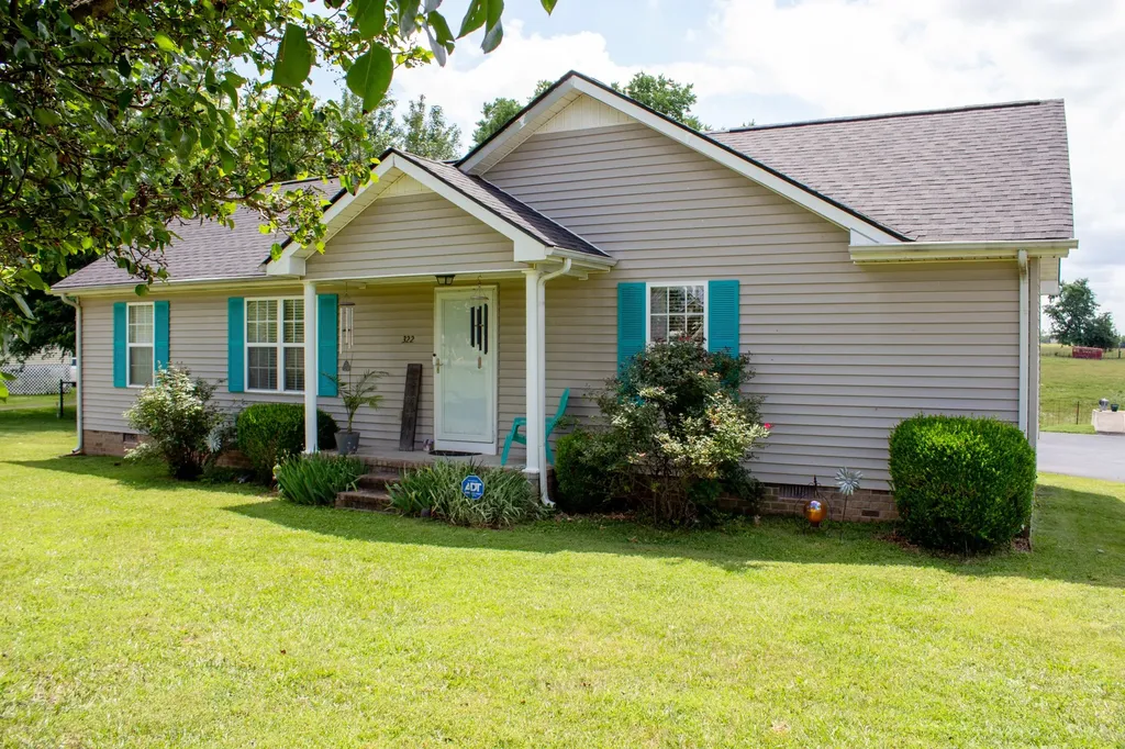 322 Joyce Circle Lafayette TN 37083