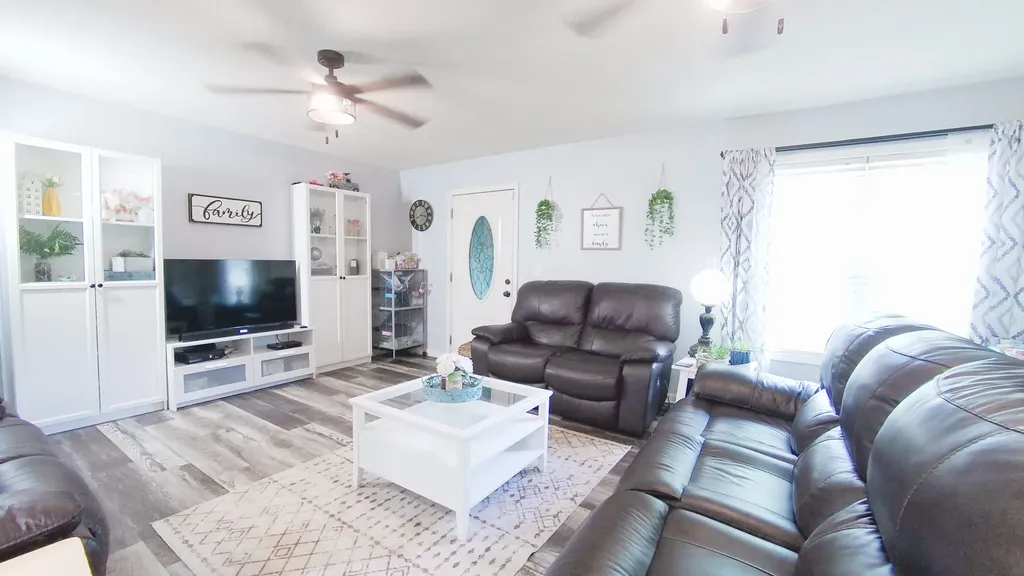 322 Joyce Circle Lafayette TN 37083