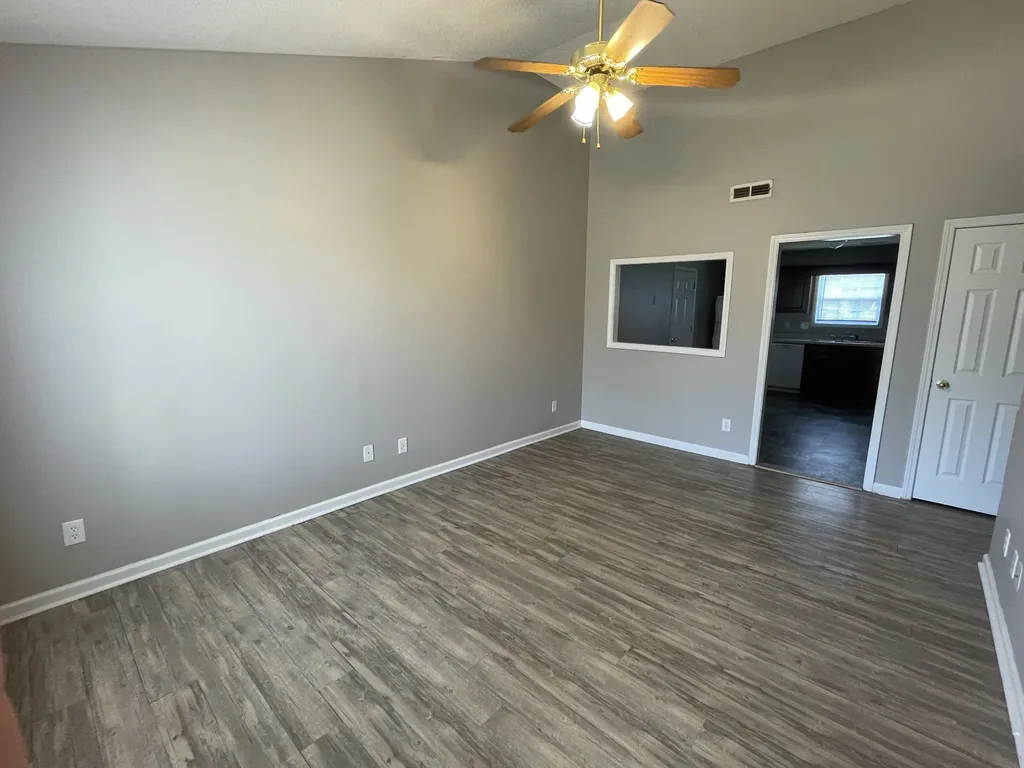 1031 Mcclardy Road Clarksville TN 37042