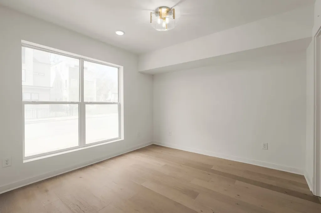 911 Cheatham Place Nashville TN 37208