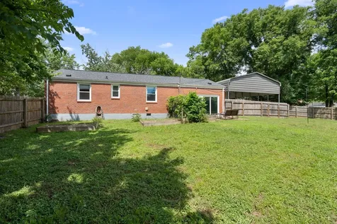 201 Pleasant Drive Columbia TN 38401
