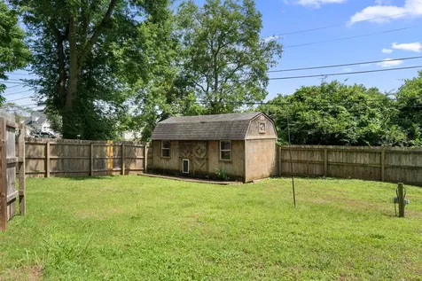 201 Pleasant Drive Columbia TN 38401