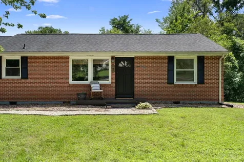 201 Pleasant Drive Columbia TN 38401
