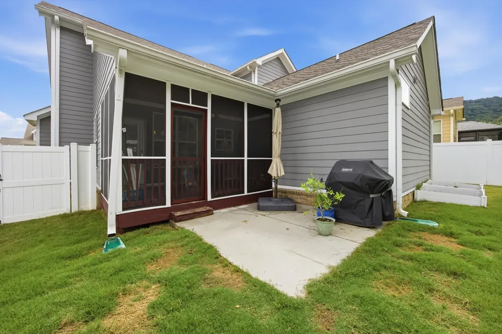 8380 Deer Run Circle Ooltewah TN 37363