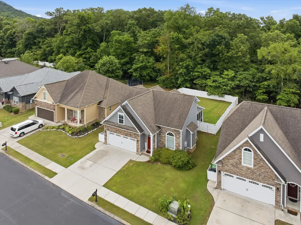 8380 Deer Run Circle Ooltewah TN 37363