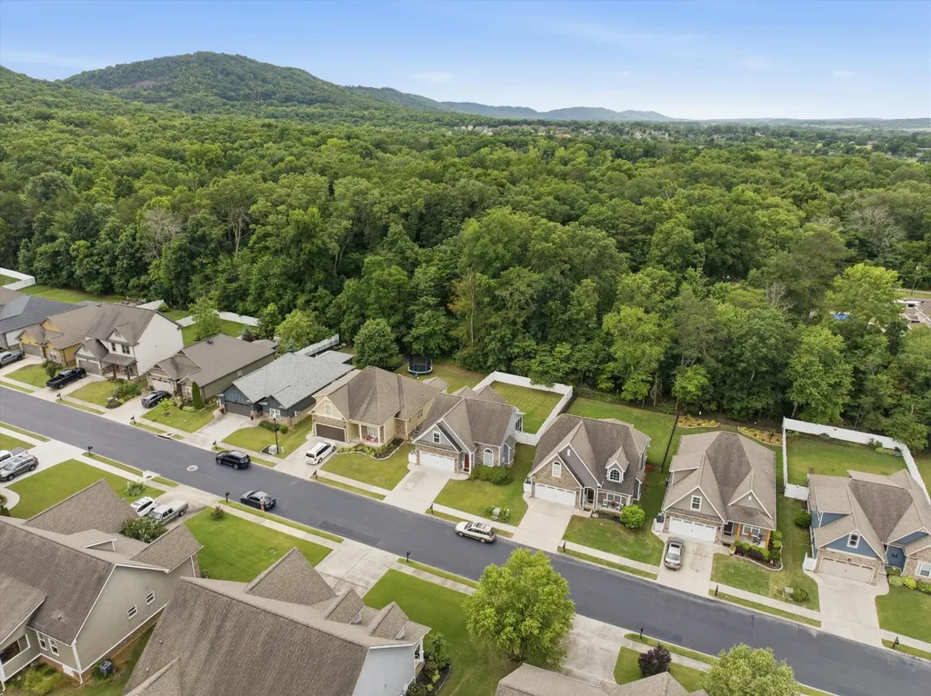 8380 Deer Run Circle Ooltewah TN 37363