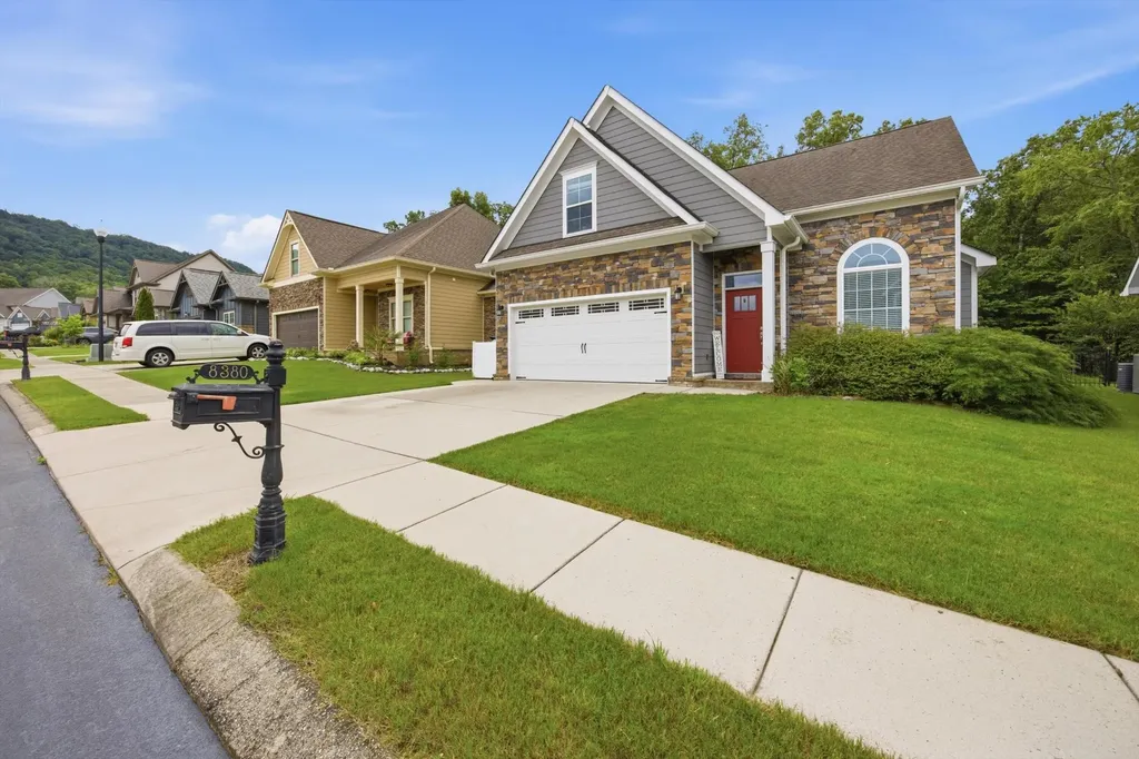 8380 Deer Run Circle Ooltewah TN 37363