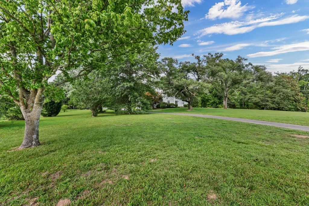 3675 Sango Road Clarksville TN 37043