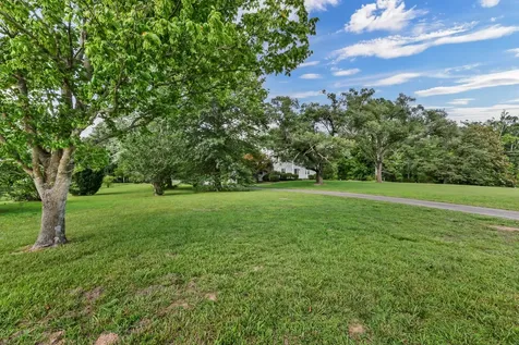 3675 Sango Road Clarksville TN 37043