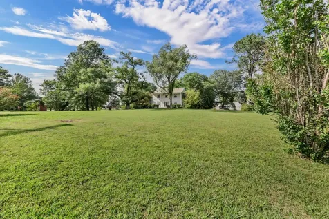 3675 Sango Road Clarksville TN 37043