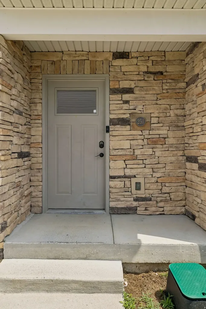 251 Signature Place Lebanon TN 37087