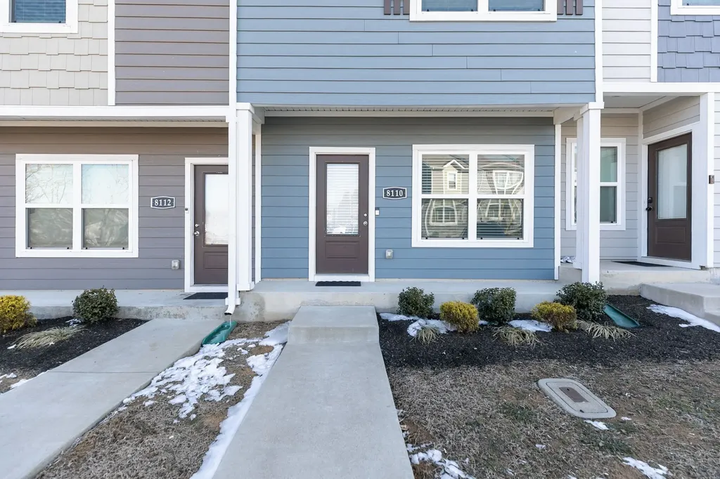 8110 Logan Drive La Vergne TN 37086