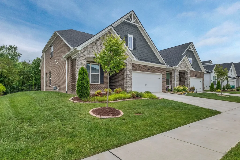 1451 Autumn Leaf Lane Mount Juliet TN 37122
