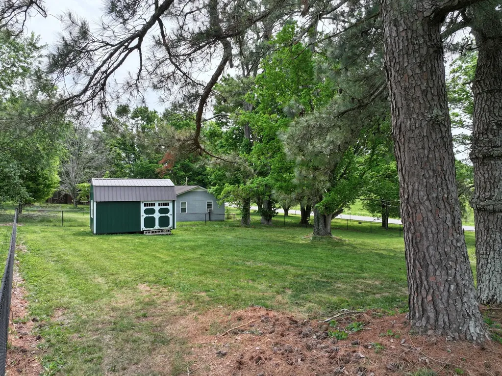 12 Haven Way Westmoreland TN 37186