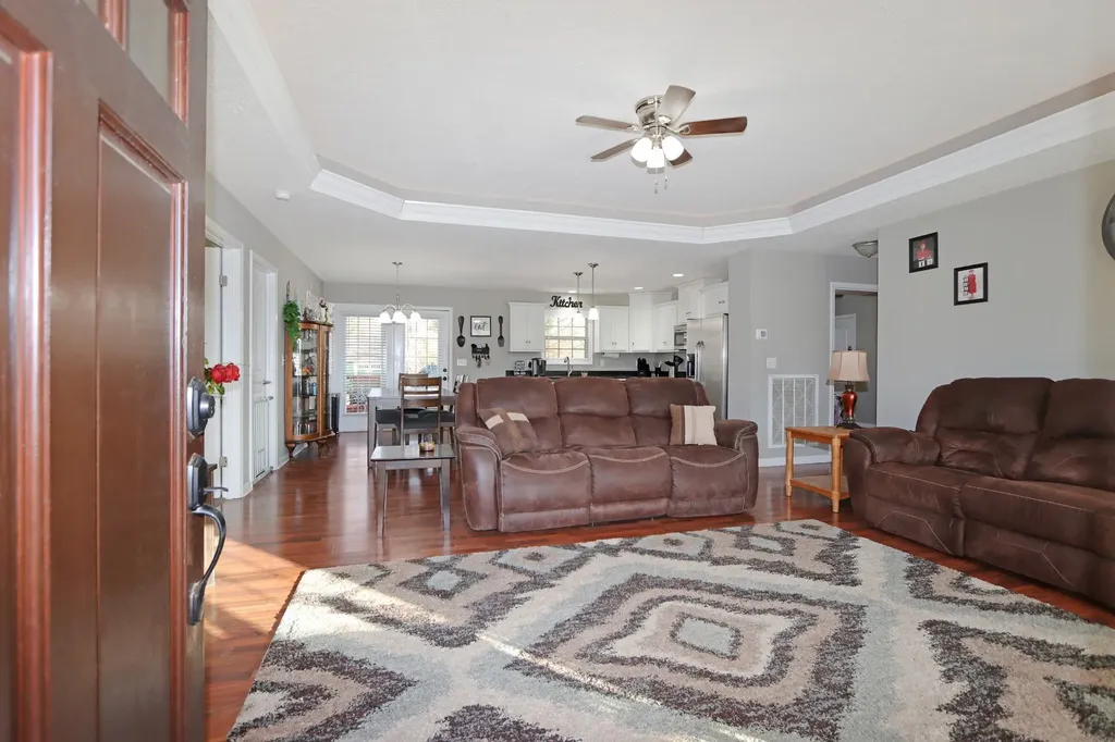 12 Haven Way Westmoreland TN 37186