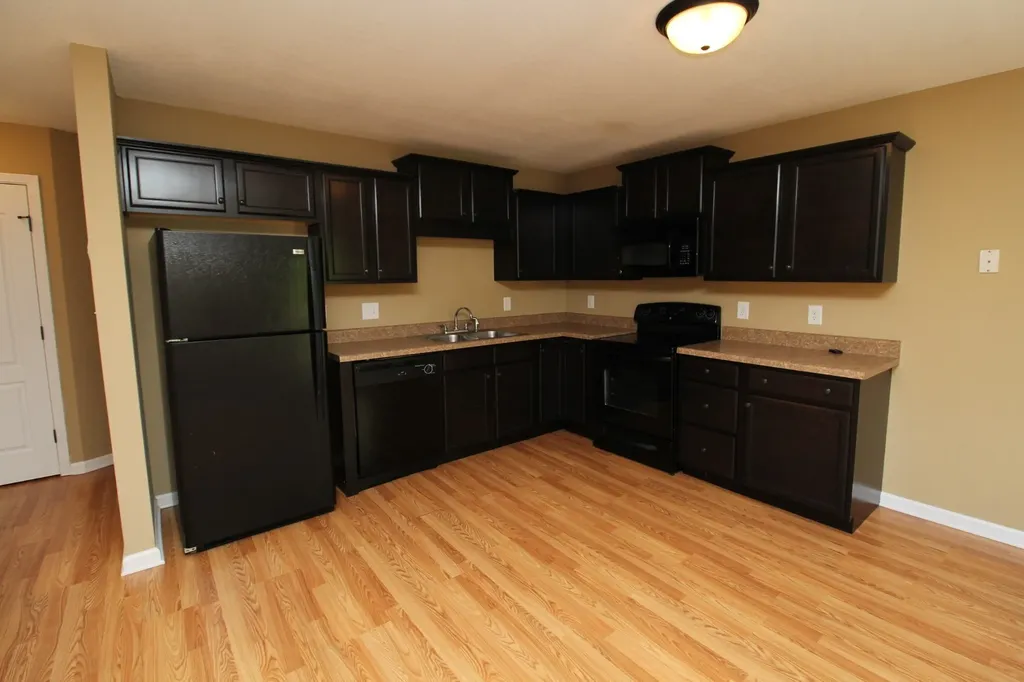 1721 Thistlewood Drive Clarksville TN 37042