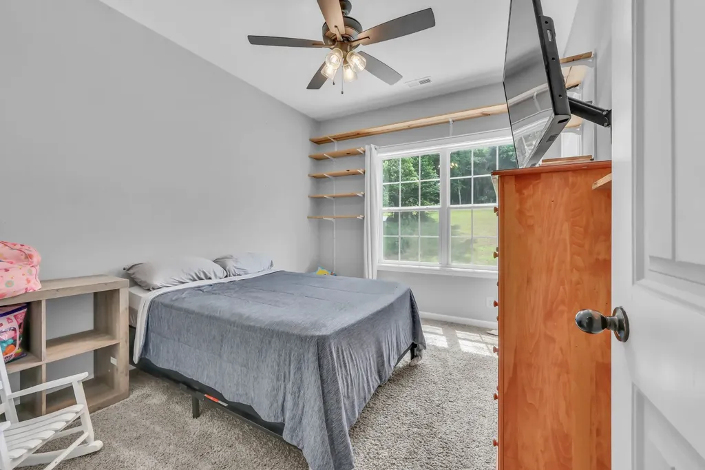 4980 Shiloh Bridge Road Cumberland Furnace TN 37051
