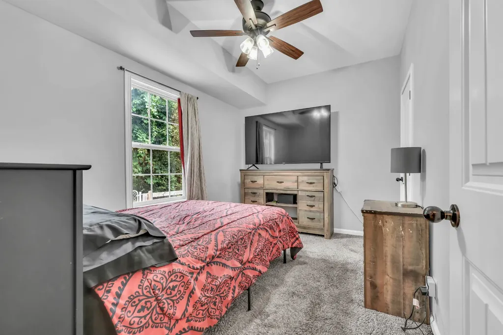 4980 Shiloh Bridge Road Cumberland Furnace TN 37051