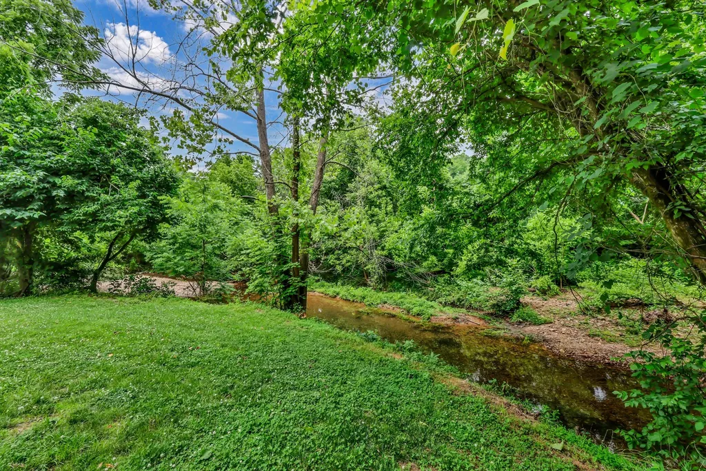 4980 Shiloh Bridge Road Cumberland Furnace TN 37051