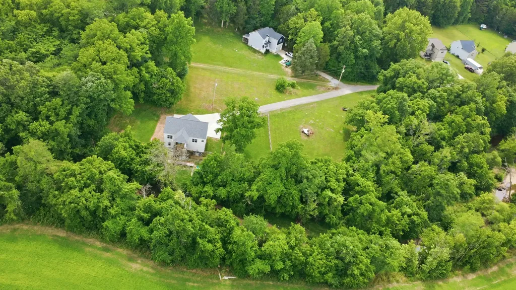 4980 Shiloh Bridge Road Cumberland Furnace TN 37051