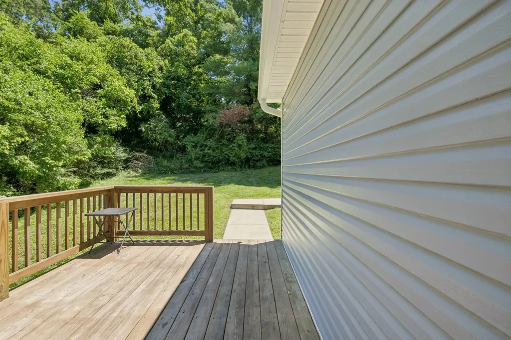 91 Valley View Street Ashland City TN 37015