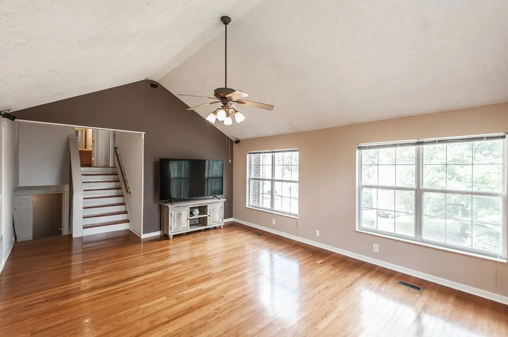 159 W Harbor Hendersonville TN 37075