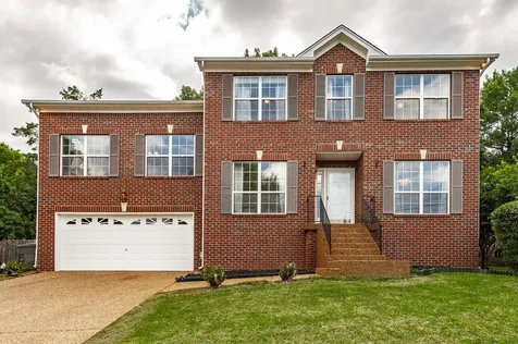 159 W Harbor Hendersonville TN 37075