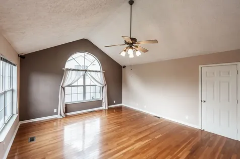 159 W Harbor Hendersonville TN 37075