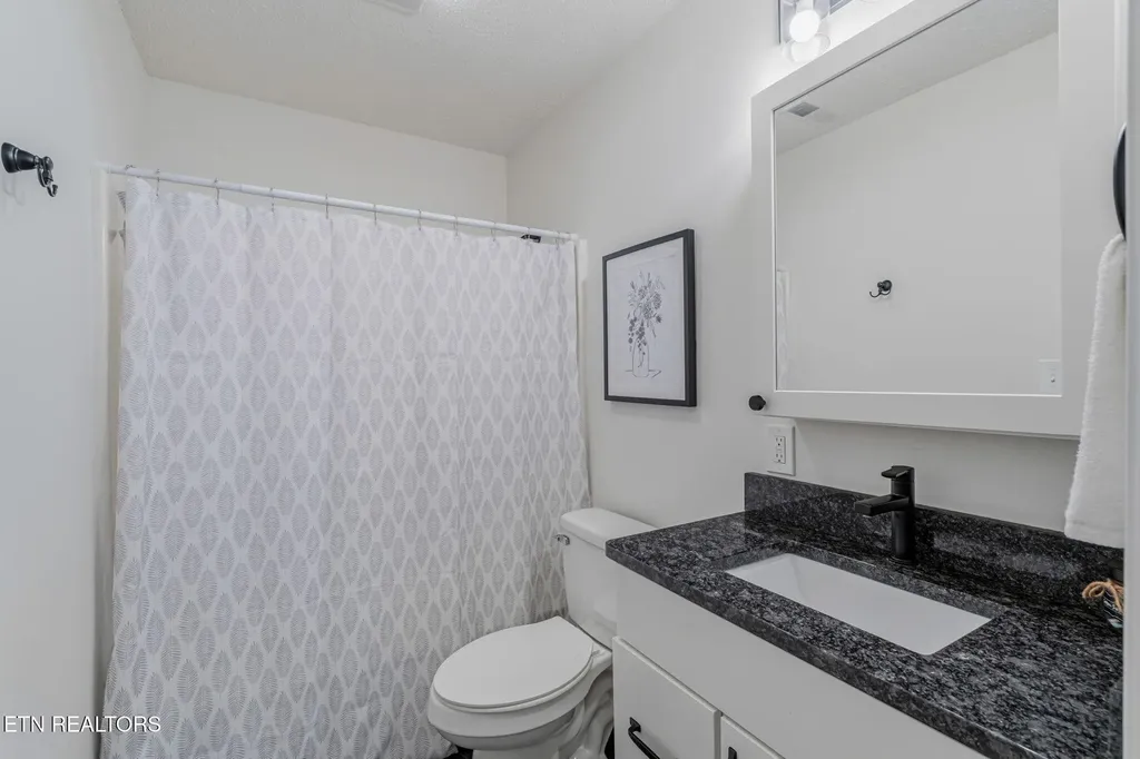 453 Amanda Circle Knoxville TN 37922