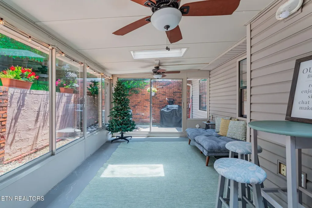 453 Amanda Circle Knoxville TN 37922