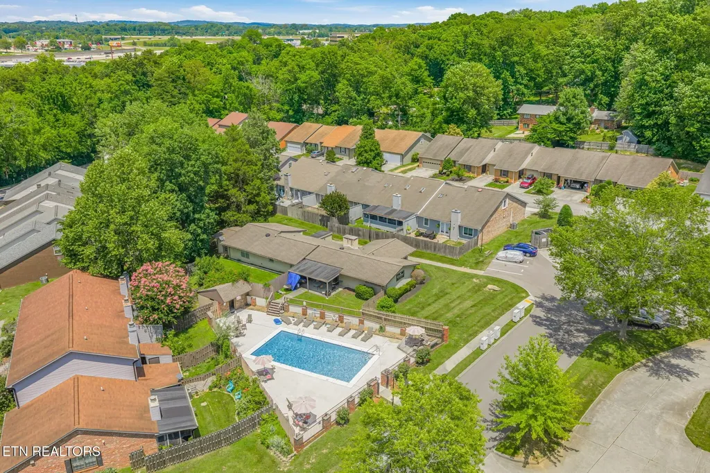 453 Amanda Circle Knoxville TN 37922