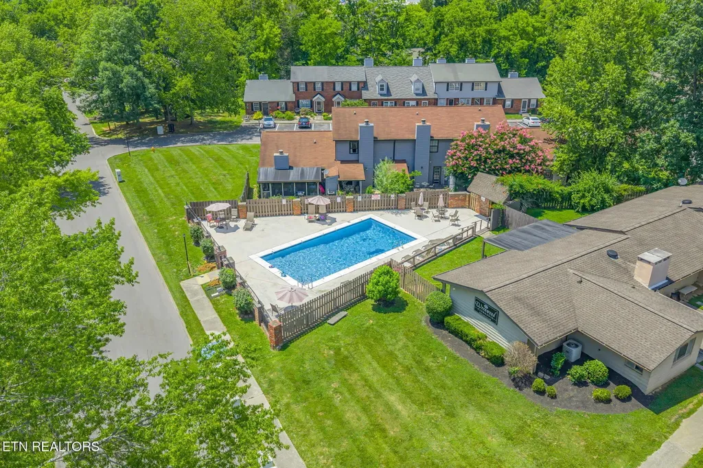 453 Amanda Circle Knoxville TN 37922