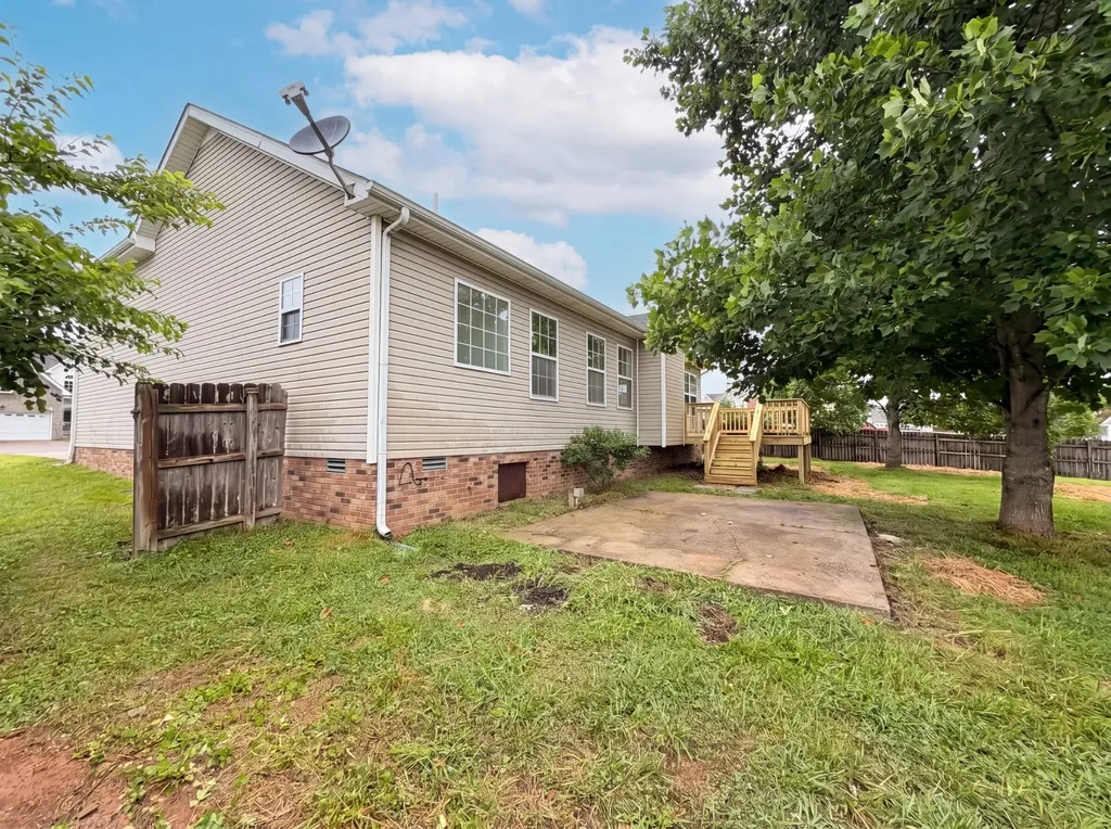 245 Harold Drive Clarksville TN 37040