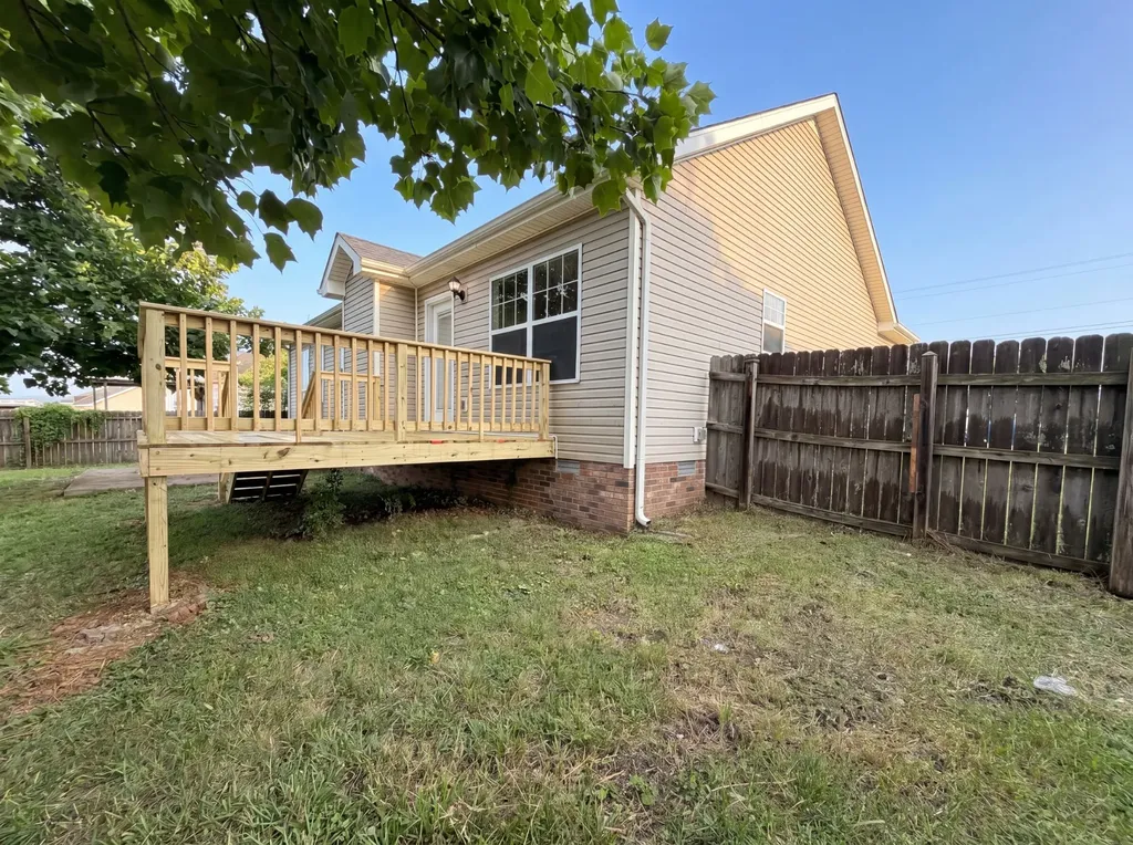245 Harold Drive Clarksville TN 37040